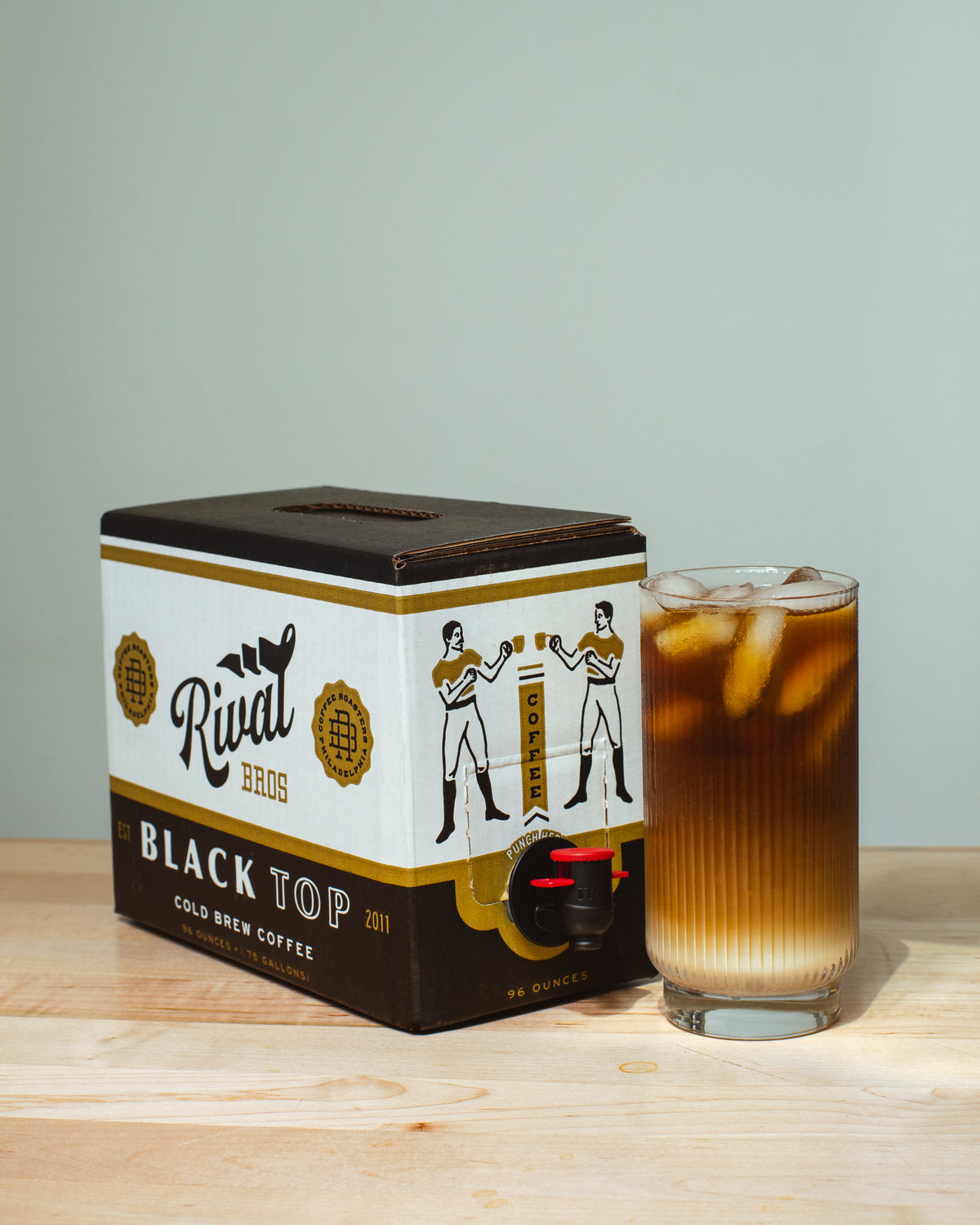 Black Top 96oz Cold Brew Fridge Pack